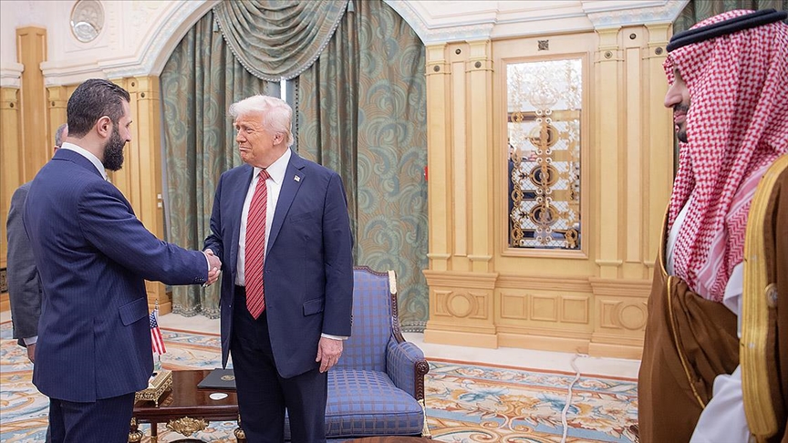 Suriye Dışişleri Bakanlığı, Şara'nın Trump'la görüşmesini "tarihi" olarak nitelendirdi