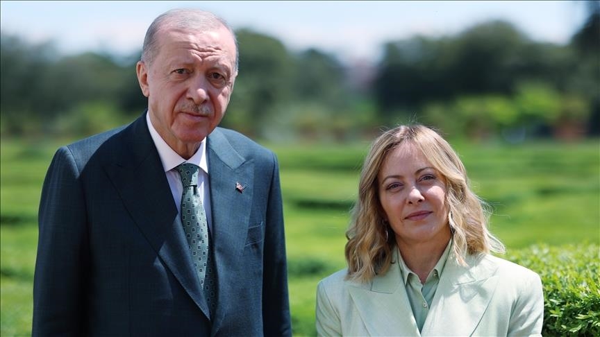 ميلوني تشكر أردوغان على جهود تركيا لإنهاء الحرب بأوكرانيا