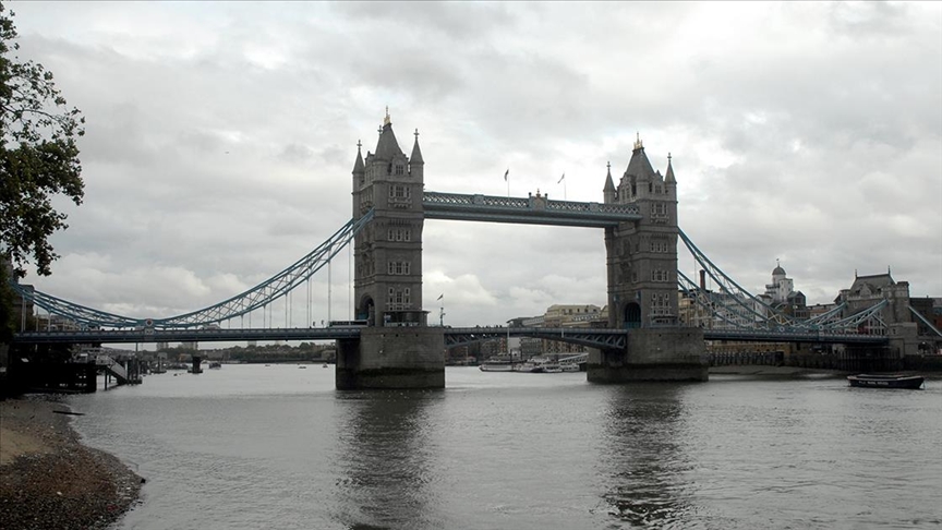 İԲٱ tasarruf ve yerinden yönetimi güçlendirmek için memurları Londra dışına çıkaracak