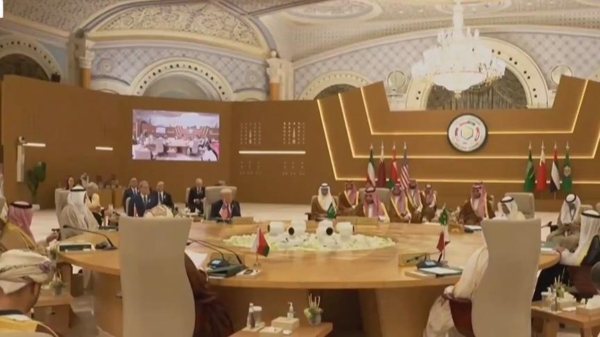 انطلاق القمة الخليجية الأمريكية بالرياض