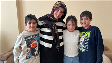 Yakın aralıklarla kansere yakalanan 3 kardeş 10 yıldır verdikleri yaşam mücadelesini kazandı