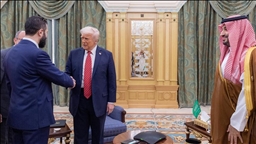 Trump annonce la levée des sanctions contre la Syrie après un entretien avec Erdogan et Bin Salman 