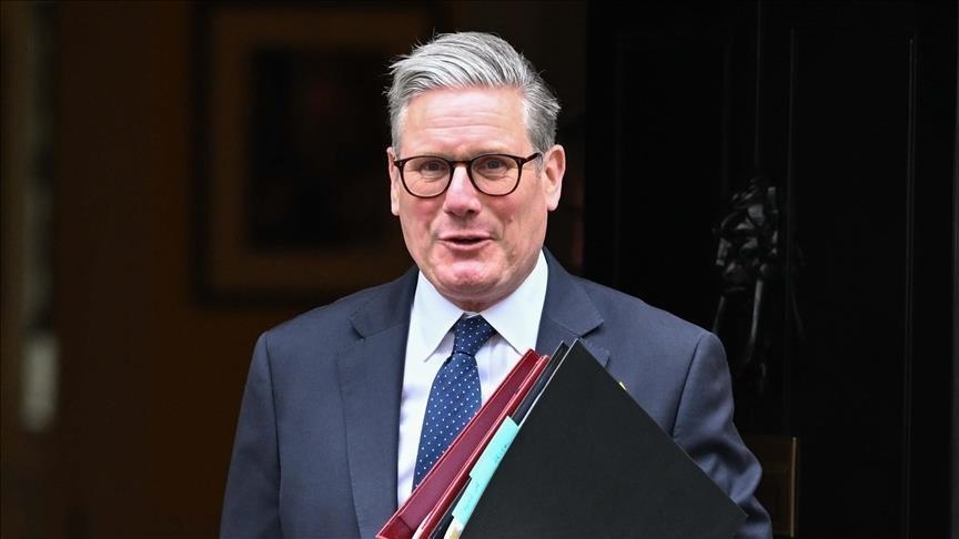 Le Premier ministre britannique se dit "absolument déterminé" à "reprendre le contrôle des frontières"