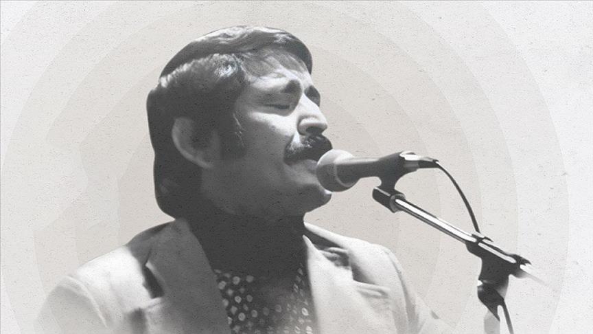 Halk ozanı: Aşık Mahzuni Şerif