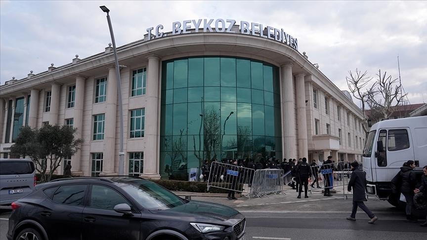 Beykoz Belediye Başkanı Alaattin Köseler ve 25 zanlı hakkında fezleke