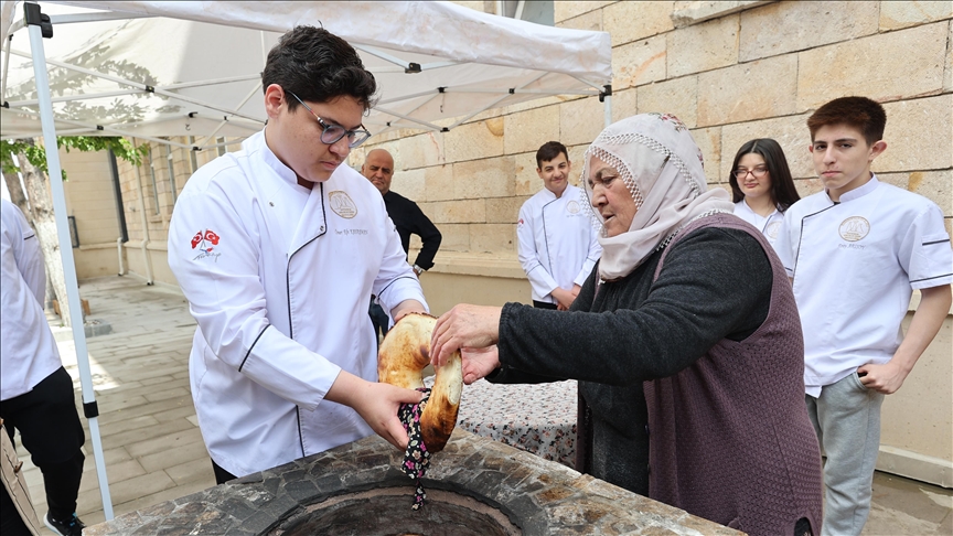 Gastronomi öğrencileri, büyüklerinden öğrendikleri yöresel lezzetleri geleceğe taşıyacak