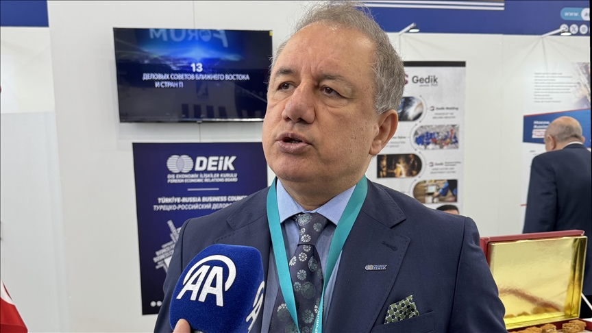 Türk iş insanları, Rusya ile 100 milyar dolarlık ticaret hedefi için "barış müzakerelerine" odaklandı