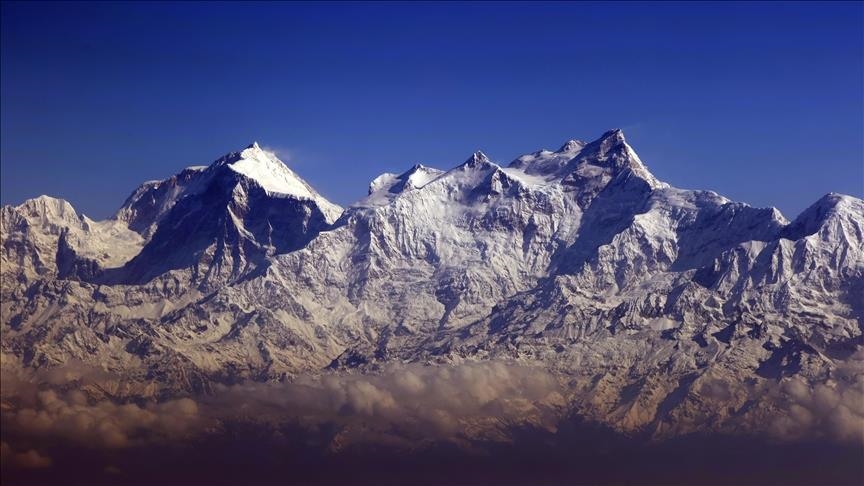 Mount Everest sees 2nd death this season