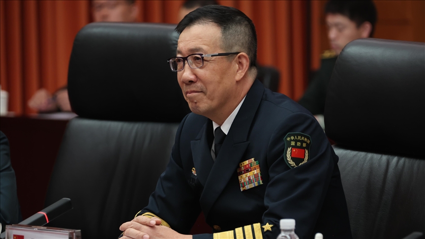 Chinese, German defense chiefs discuss military ties in Berlin