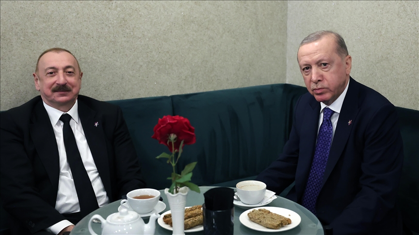 Presidenti Erdoğan u takua me presidentin e Azerbajxhanit në Tiranë