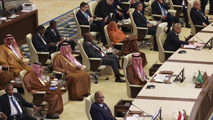 Sommet de la Ligue arabe : la guerre à Gaza et la crise syrienne au cœur des discussions