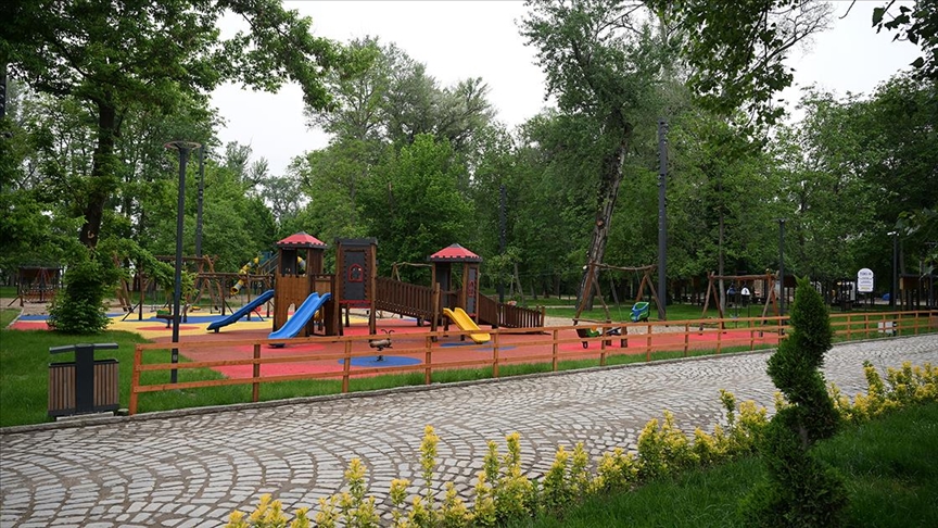 Edirne'deki Söğütlük Millet Bahçesi açılış için gün sayıyor