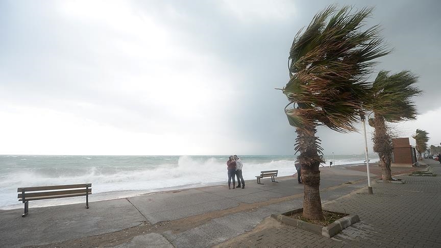 Meteorolojiden Batı Akdeniz'de ııԲ uyarısı