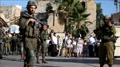 الضفة.. مستوطنون إسرائيليون يعتدون على 3 فلسطينيين ضربًا شمال نابلس 
