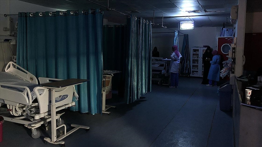 İ ordusu, Gazze'deki Endonezya Hastanesini kuşattı