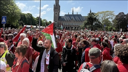 Hollanda'da 100 bin kişi, hükümetin İsrail politikasına karşı tepki gösterdi