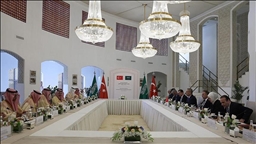 هاکان فیدان لەگەڵ هاوتا سعوودیەکەی بن فەرحان کۆبوویەوە