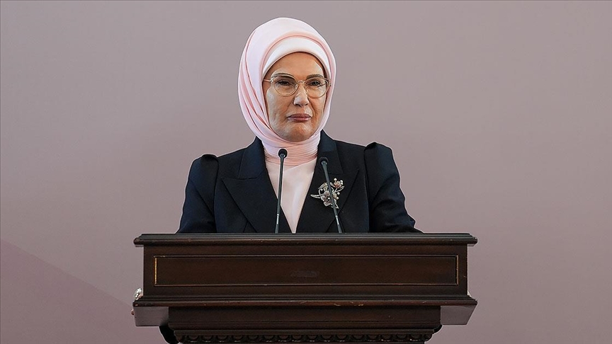 Emine Erdoğan, 19 Mayıs Atatürk'ü Anma Gençlik ve Spor Bayramı'nı kutladı