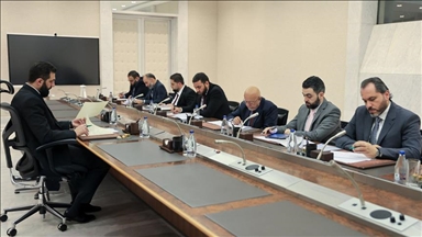 سوريا.. الشرع يناقش مع وزراء مشروع تعديل قانون الاستثمار