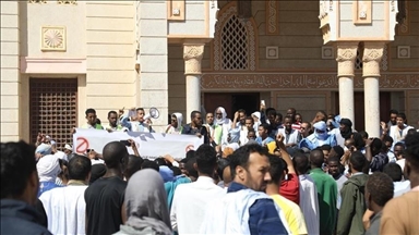موريتانيا.. اعتصام أمام السفارة الأمريكية يطالب بوقف الإبادة بغزة