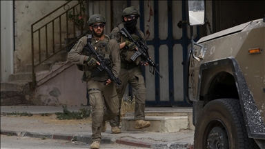 Israeli army arrests 13 Palestinians, demolishes homes in occupied West Bank