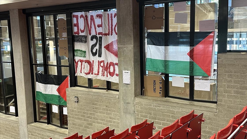 Hollanda'daki üniversitelerde Filistin destekçilerinin İsrail bağlantılı kurumlara yönelik protestoları devam ediyor