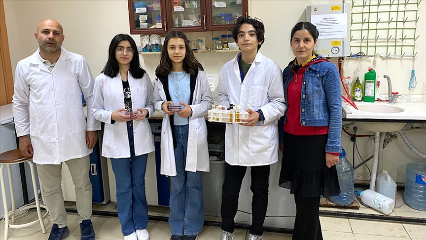 Uzayda deneyi yapılan propolisin bazı bakteriler üzerinde antibiyotikten daha etkili olduğu belirlendi
