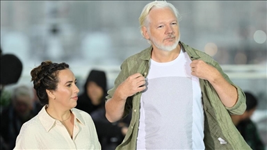 À Cannes, Julian Assange dénonce les enfants tués à Gaza