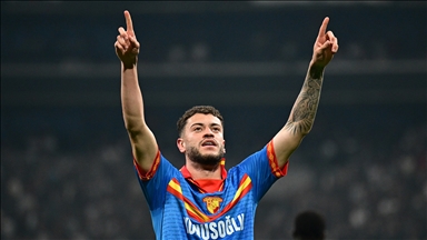 Romulo, Göztepe'de rekor peşinde