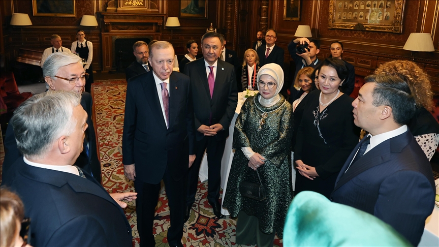 Emine Erdoğan'dan, Macaristan'da katıldıkları kültürel programa ilişkin paylaşım