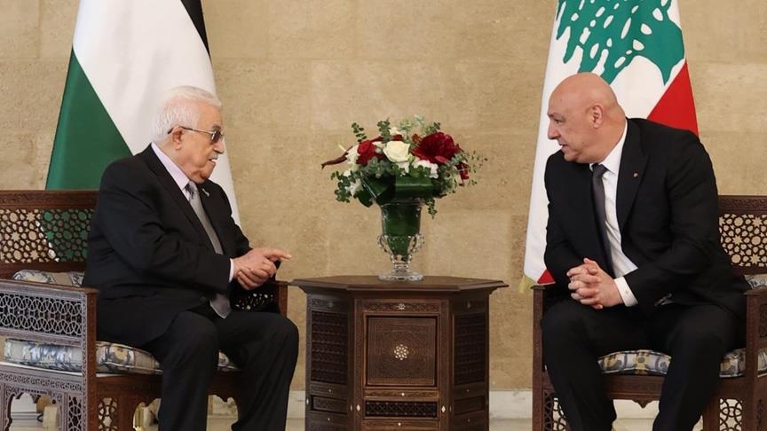 الرئيس الفلسطيني يلتقي نظيره اللبناني في بيروت