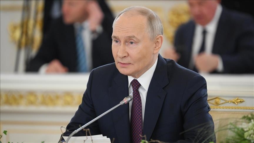 Putin visits Kursk for 1st time since pushing Ukraine out of border region