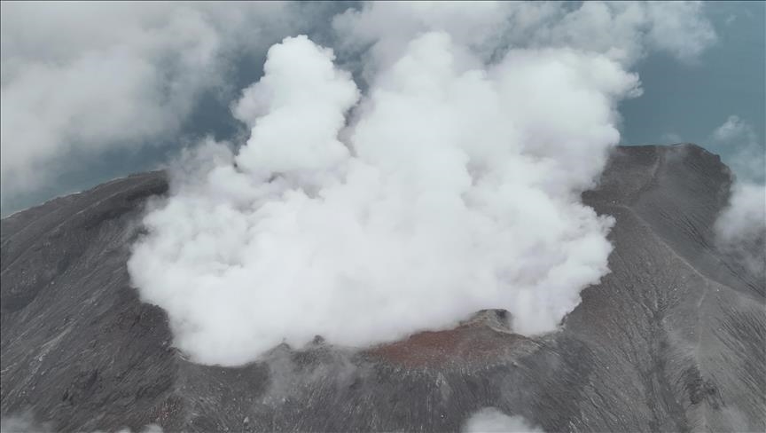 Mt. Dukono erupts again in Indonesia, spews ash 1,600 meters high