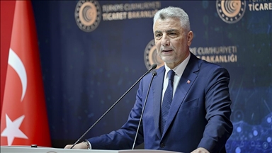 Ticaret Bakanı Bolat, Türk Eximbank'ın temin ettiği en yüksek tutarlı sendikasyon kredisini değerlendirdi