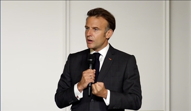 France : Macron appelle à une mobilisation « irréversible » contre les violences scolaires