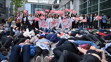 Aktivistët protestojnë para Parlamentit Evropian kundër gjenocidit të Izraelit në Gaza