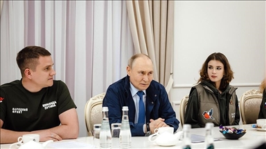 Путин: украинские войска пытаются двигаться в сторону границы РФ 