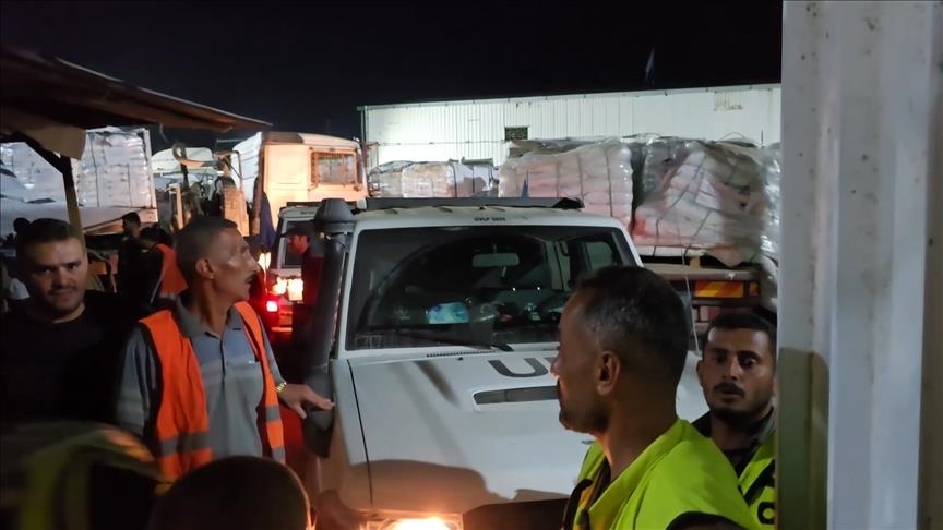 В Газу впервые за 81 день блокировки въехали гуманитарные грузы