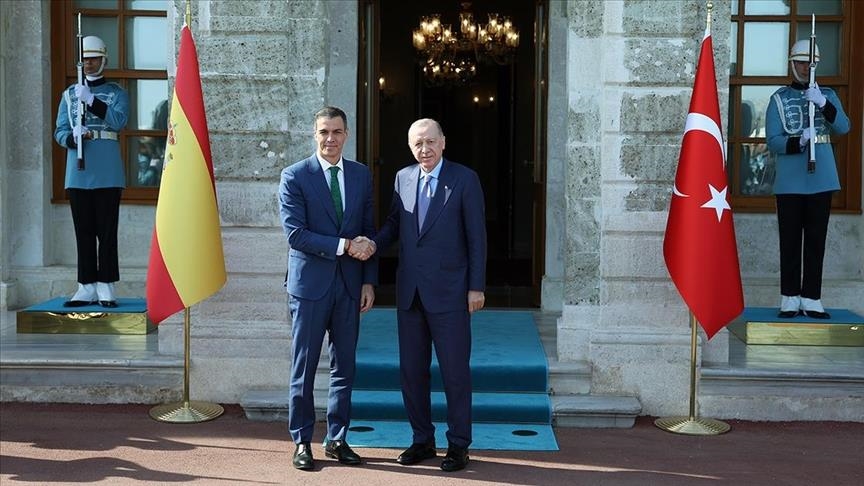 أردوغان يستقبل رئيس الوزراء الإسباني في إسطنبول