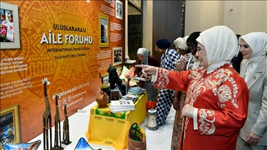 Turkish first lady attends closing of International Family Forum