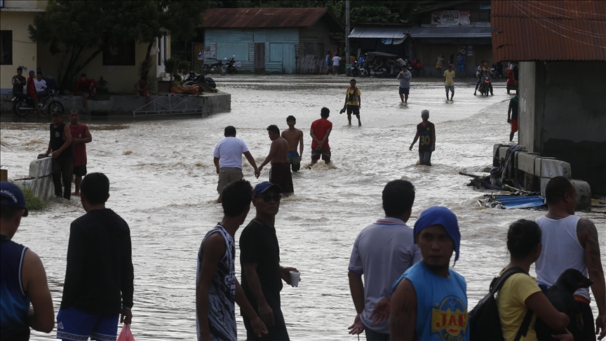 Flash floods in southern Philippines kill 3 Flash floods in southern Philippines kill 3