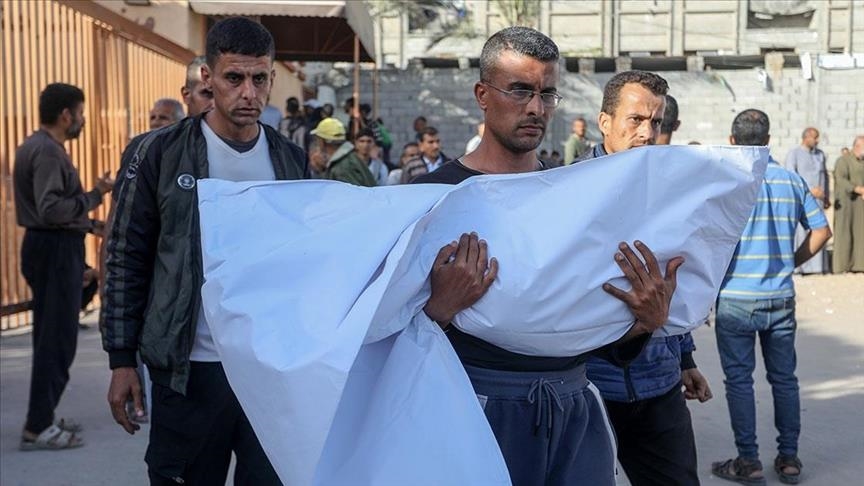 یک پزشک زن فلسطینی در غزه 9 فرزند خود را در حمله اسرائیل از دست داد