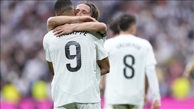 قدم.. كيليان مبابي يقود ريال مدريد للفوز على سوسيداد بثنائية