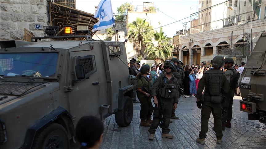 14 Palestinians injured, 8 detained in Israeli military raids in occupied West Bank