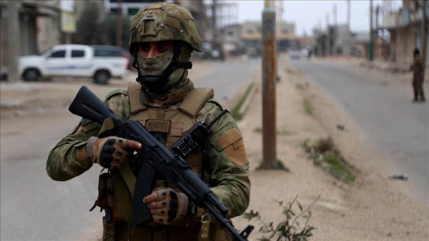 سوريا.. مصرع 3 عناصر أمن إثر حريق في البوكمال بدير الزور
