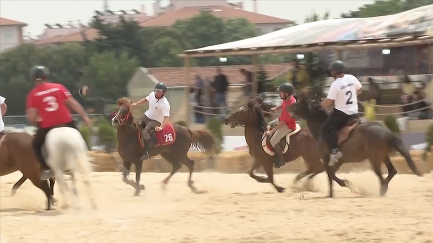 Gürcistan'a ait binicilik oyunu Tskhenburti, 7. Etnospor Kültür Festivali'ne renk kattı