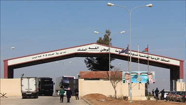 الأردن يلغي شرط الموافقة المسبقة لسفر مواطنيه "برا" إلى سوريا