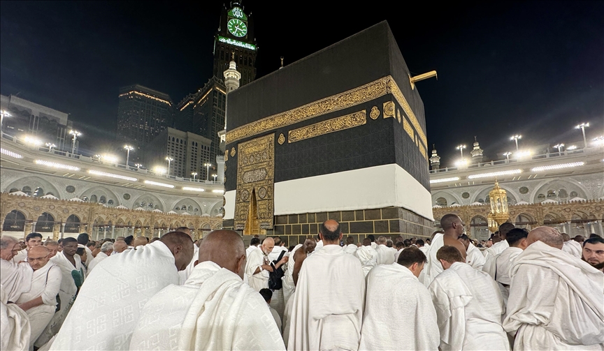Namazi i sabahut në Qabe
