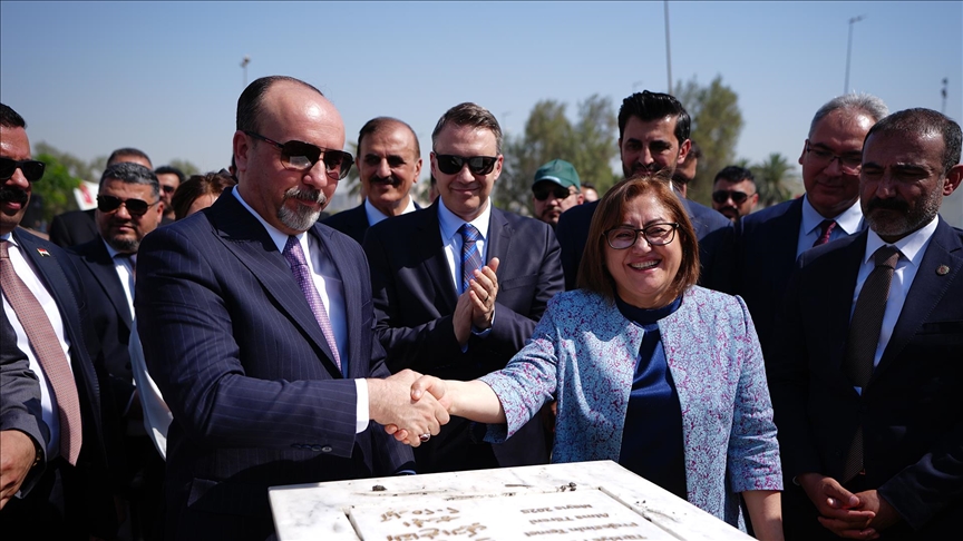 Gaziantep Büyükşehir Belediyesi, Bağdat'a 5 bin zeytin ve incir fidanı hediye etti