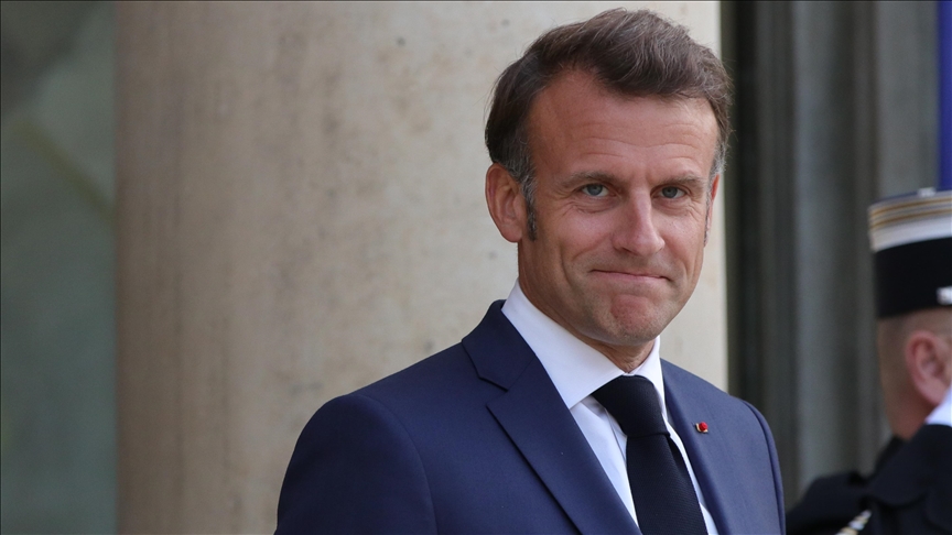 Macron o kontroverznom videu sa prvom damom: Samo smo se šalili